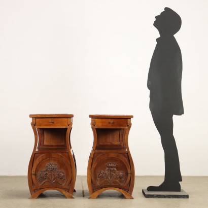 antiquariato, comodino, antiquariato comodino, comodino antico, comodino antico italiano, comodino di antiquariato, comodino neoclassico, comodino del 800,Coppia di Comodini Liberty Attribuibili