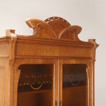 antiquariato, credenza, antiquariato credenza, credenza antica, credenza antica italiana, credenza di antiquariato, credenza neoclassica, credenza del 800,Credenza Liberty in Rovere con Alzata