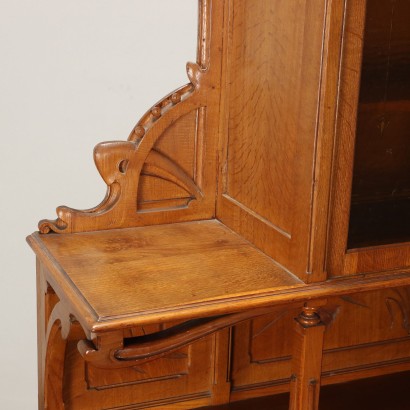 antiquariato, credenza, antiquariato credenza, credenza antica, credenza antica italiana, credenza di antiquariato, credenza neoclassica, credenza del 800,Credenza Liberty in Rovere con Alzata