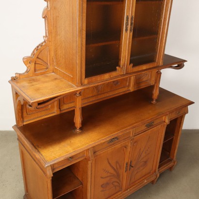 antiquariato, credenza, antiquariato credenza, credenza antica, credenza antica italiana, credenza di antiquariato, credenza neoclassica, credenza del 800,Credenza Liberty in Rovere con Alzata