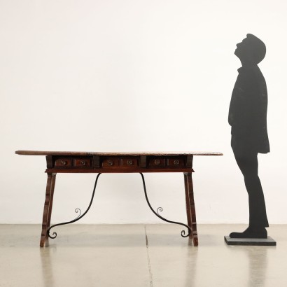 Antiquitäten, Tisch, Tisch Antiquitäten, antiker Tisch, antiker italienischer Tisch, antiker Tisch, neoklassischer Tisch, Tisch aus dem 19. Jahrhundert, Konsole