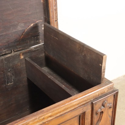 antiquités, coffre, coffres anciens, coffre ancien, coffre italien ancien, coffre ancien, coffre néoclassique, coffre du XIXe siècle, coffre baroque