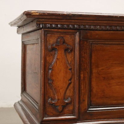 antiquités, coffre, coffres anciens, coffre ancien, coffre italien ancien, coffre ancien, coffre néoclassique, coffre du XIXe siècle, coffre baroque