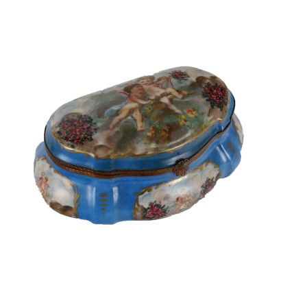 Boîte en porcelaine de Sèvres
