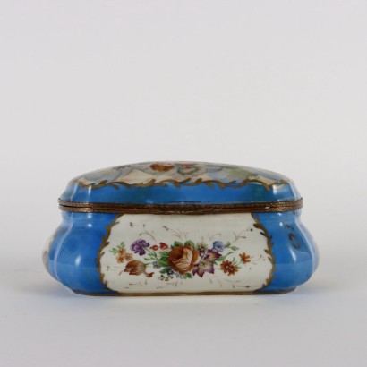 antiquités, céramiques, céramiques antiques, céramiques anciennes, céramiques italiennes anciennes, céramiques anciennes, céramiques néoclassiques, céramiques du XIXe siècle, coffret en porcelaine de Sèvres