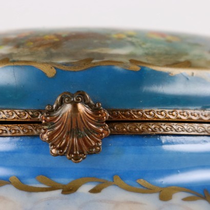 antiquités, céramiques, céramiques antiques, céramiques anciennes, céramiques italiennes anciennes, céramiques anciennes, céramiques néoclassiques, céramiques du XIXe siècle, coffret en porcelaine de Sèvres