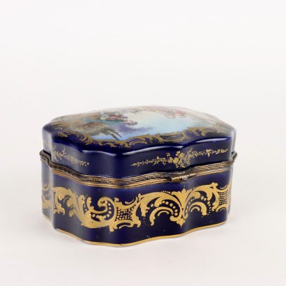 antiquités, céramiques, céramiques antiques, céramiques anciennes, céramiques italiennes anciennes, céramiques anciennes, céramiques néoclassiques, céramiques du XIXe siècle, coffret Château des Tuileries de Sèvres
