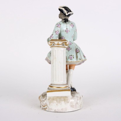 antiquités, céramiques, antiquités en céramique, céramiques anciennes, céramiques italiennes anciennes, céramiques anciennes, céramiques néoclassiques, céramiques du XIXe siècle, Statuette en porcelaine