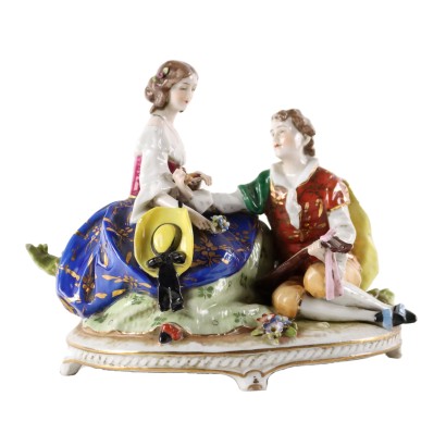 Groupe sculptural en porcelaine