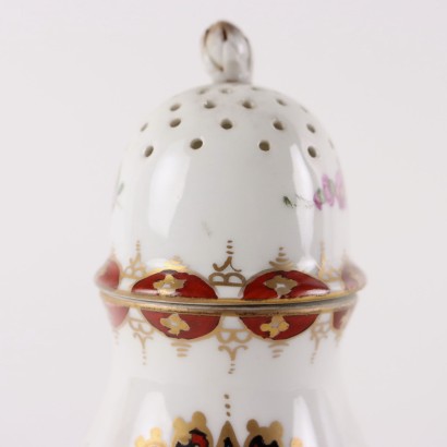 antiques, ceramics, ceramic antiques, ancient ceramics, ancient Italian ceramics, antique ceramics, neoclassical ceramics, 19th century ceramics,Bow Manufacturing Porcelain Salt Shaker