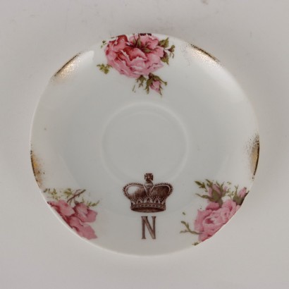 Antiquitäten, Tasse, Tasse Antiquitäten, antike Tasse, antike italienische Tasse, antike Tasse, neoklassizistische Tasse, Tasse aus dem 19. Jahrhundert, Porzellantasse und Untertasse De