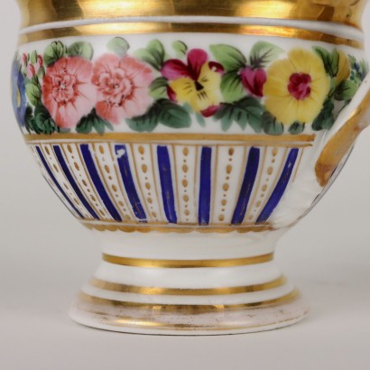 antiquités, tasse, antiquités de tasse, tasse ancienne, tasse italienne ancienne, tasse antique, tasse néoclassique, tasse du XIXe siècle, tasse à chocolat en porcelaine