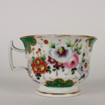 Antiquitäten, Tasse, Antiquitätentasse, antike Tasse, antike italienische Tasse, antike Tasse, neoklassizistische Tasse, Tasse aus dem 19. Jahrhundert, Teetasse aus Porzellan
