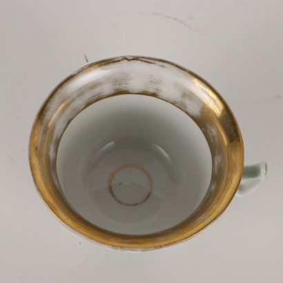 Antiquitäten, Tasse, Antiquitätentasse, antike Tasse, antike italienische Tasse, antike Tasse, neoklassizistische Tasse, Tasse aus dem 19. Jahrhundert, Teetasse aus Porzellan
