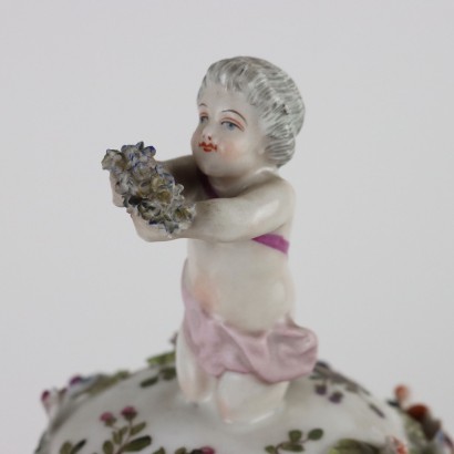 Antiquitäten, Vase, Vase Antiquitäten, antike Vase, antike italienische Vase, antike Vase, neoklassizistische Vase, Vase aus dem 19. Jahrhundert, Vase mit Porzellandeckel