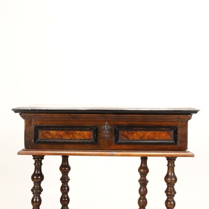 Ancient Kneeler Walnut Italy \'700 Walnut Briar Veneered
