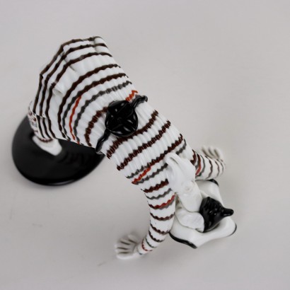 modernariato, modernariato di design, scultura, scultura modernariato, scultura di modernariato, scultura italiana, scultura vintage, scultura anni '60, scultura design anni 60,Coppia di Figurine in Vetro Lattimo ne