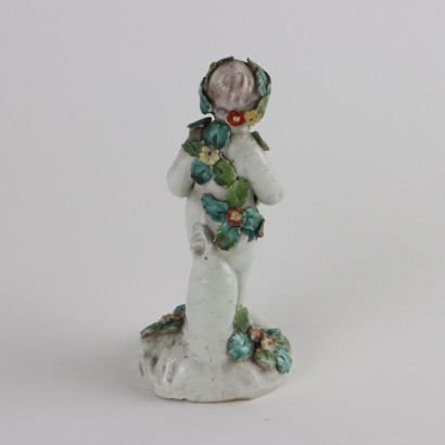 antiquariato, scultura in ceramica, antiquariato scultura in ceramica, scultura in ceramica antica, scultura in ceramica antica italiana, scultura in ceramica di antiquariato, scultura in ceramica neoclassico, scultura in ceramica del 800,Fanciullo con Cesto di Fiori Statuina