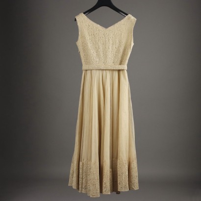 Vintage Long Cream White Dress 1960s Size 6/8 Lace Bodice
