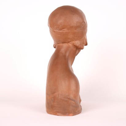 Busto Femminile in Terracotta