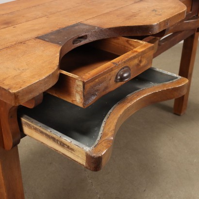 Work table