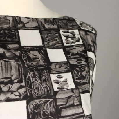 Vintage Kleid aus gemusterter Seide