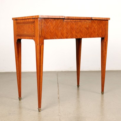Toilette Intarsiata in Stile Neoclassico