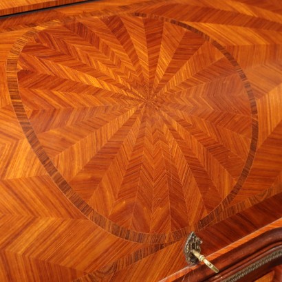 Style writing desk