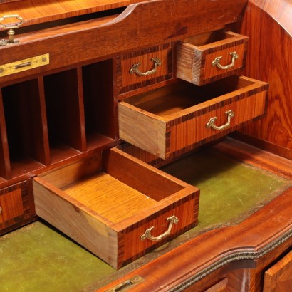 Style writing desk