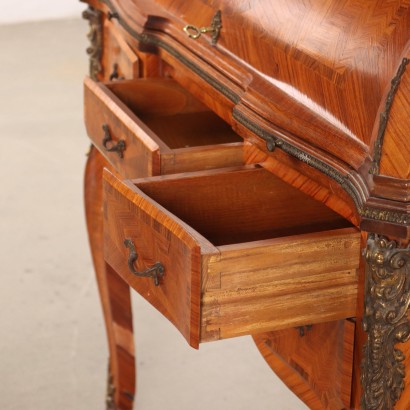 Style writing desk
