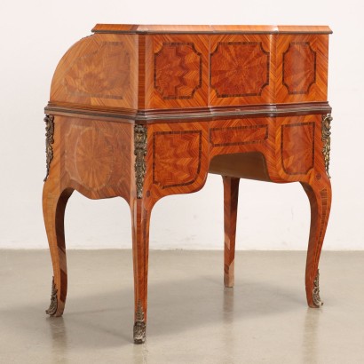Style writing desk
