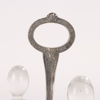 Huilier en argent
