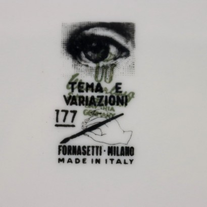 Piatto Piero Fornasetti Serie Tema e V,Piero Fornasetti,Piero Fornasetti,Piero Fornasetti,Piero Fornasetti,Piero Fornasetti,Piero Fornasetti,Piero Fornasetti,Piero Fornasetti,Piero Fornasetti