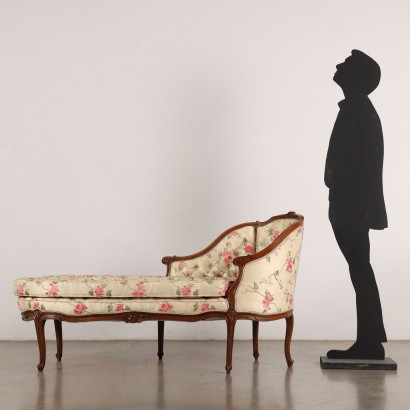 Dormeuse Upholstered in Capitonee