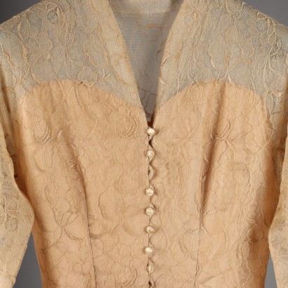 Robe en dentelle vintage