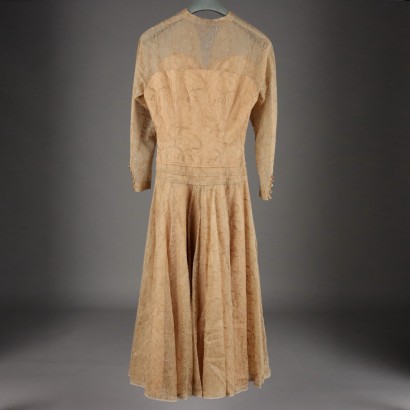 Robe en dentelle vintage
