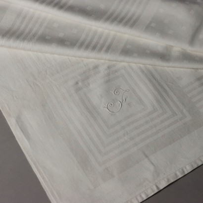 Tablecloth with 12 napkins