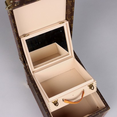Louis Vuitton Beauty Case