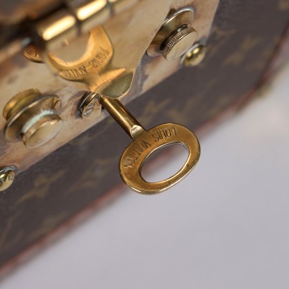 Louis Vuitton Beauty Case