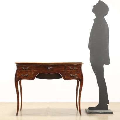 Writing desk in Baroque style