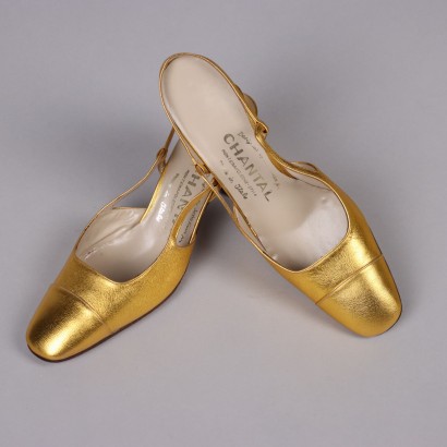Chaussures dorées vintage
