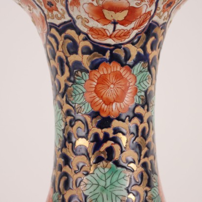 Jarrón de porcelana tipo Imari