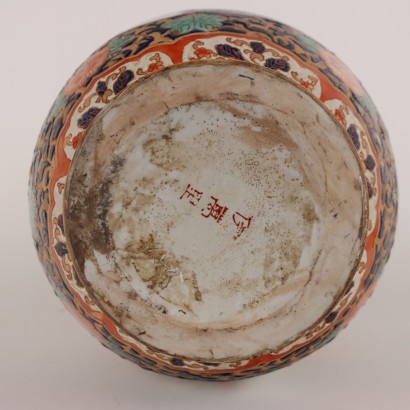 Jarrón de porcelana tipo Imari
