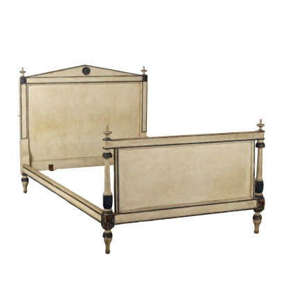 Letto Neoclassico
