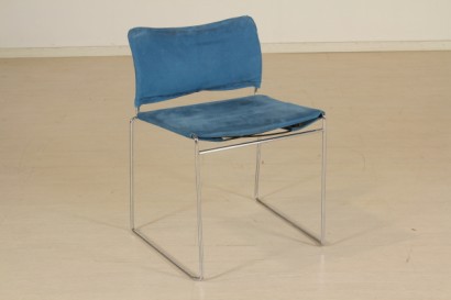 petite brocante, chaises, chaises, chaises 70 ans ans ans 70, âgé de 80 ans 70 ans 80, modernisme, modernisme années 80, Italie