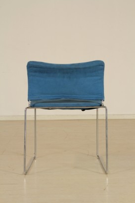 petite brocante, chaises, chaises, chaises 70 ans ans ans 70, âgé de 80 ans 70 ans 80, modernisme, modernisme années 80, Italie