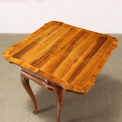 Mesa de juego de estilo barroco