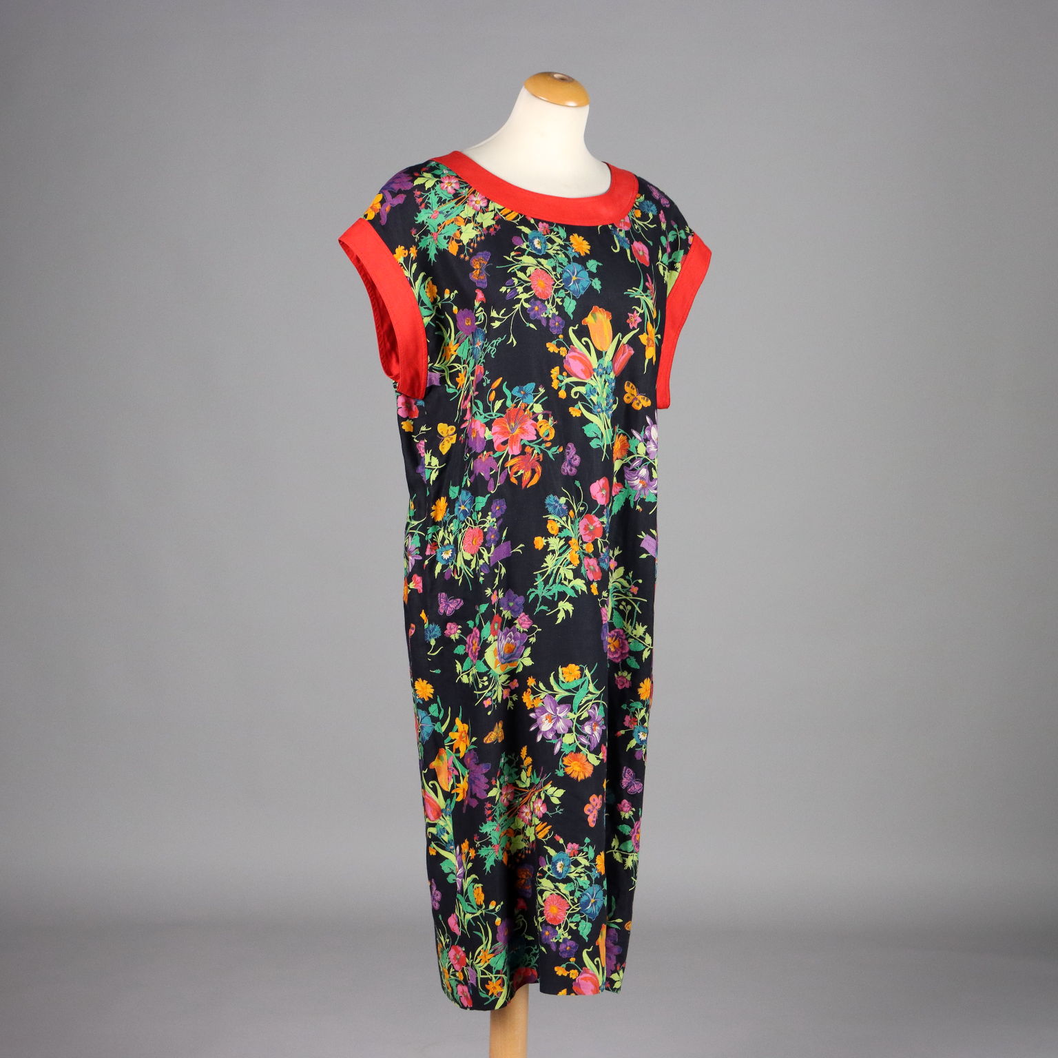 GUCCI 花 Linen floral vintage dress ワンピース GUCCI 花 Linen floral vintage dress ワンピース