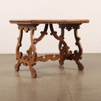 Modèle De Table De Style Baroque