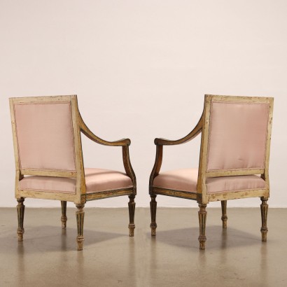 Pareja de Sillones Neoclásicos Lacados
